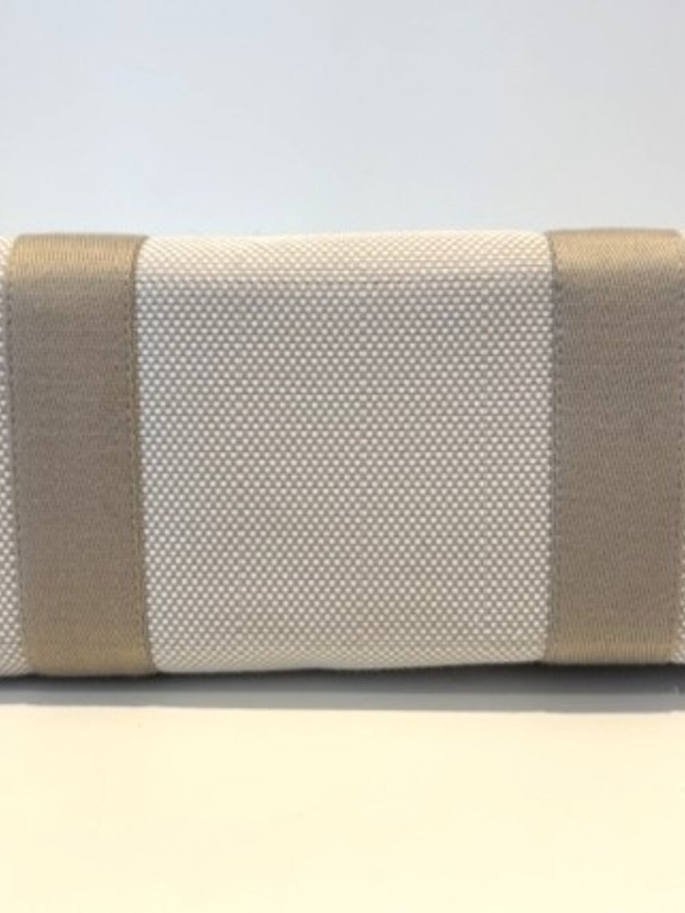Lululemon Two-Tone Canvas Tote Bag Mini 4.5L - Picture 3 of 4